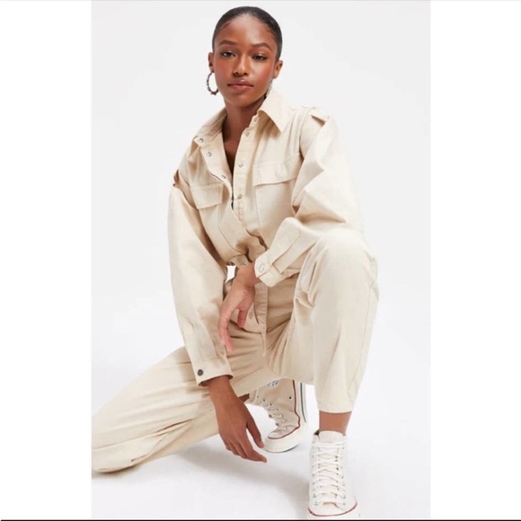 Good American Cinched Jumpsuit Size 4X Tusk Beige Long Sleeve Belted Utility - Picture 2 of 7